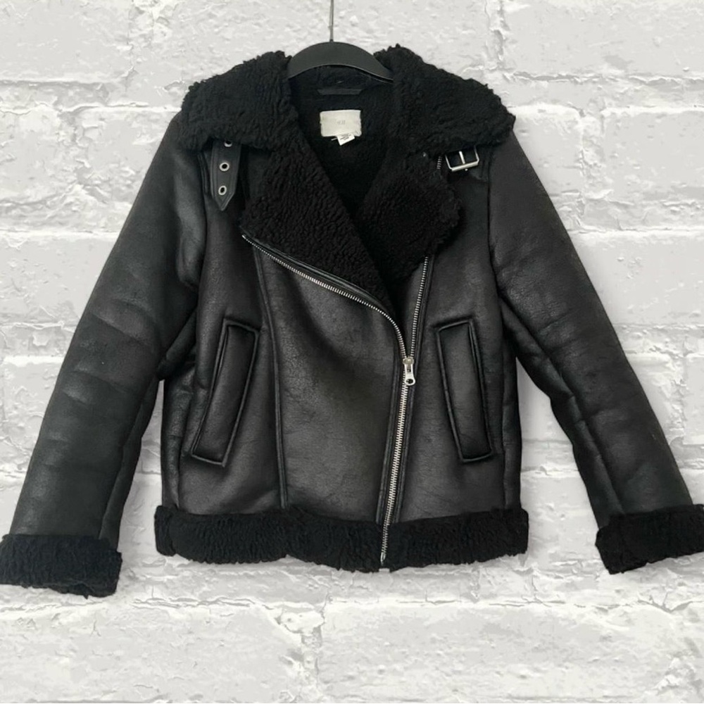 H&M Oversized Teddy-Fleece-Lined Jacket - Picture 2 of 4
